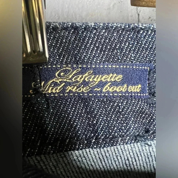 Fidelity LaFayette Mid Rise Boot Cut Jeans Sz 28 - Picture 6 of 9